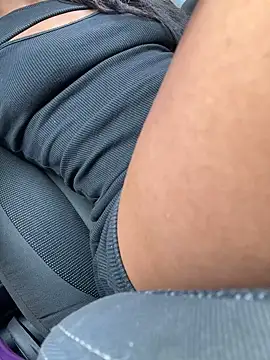 Snapshot of raphaelasoares chatting on November 5, 2025, 4:29 pm raphaelasoares online show from November 5, 2025, 4:29 pm