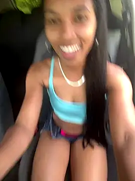 Snapshot of raphaelasoares chatting on November 28, 2025, 4:53 pm raphaelasoares online show from November 28, 2025, 4:53 pm