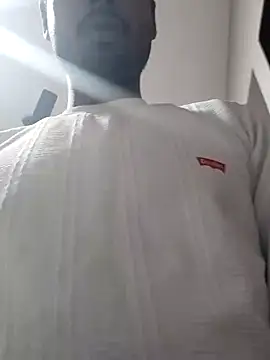 Snapshot of nick2445 chatting on December 16, 2025, 7:19 pm nick2445 online show from December 16, 2025, 7:19 pm