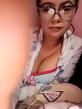 Snapshot of AfroditaSweet@xh chatting on December 2, 2025, 11:26 am AfroditaSweetxh online show from December 2, 2025, 11:26 am