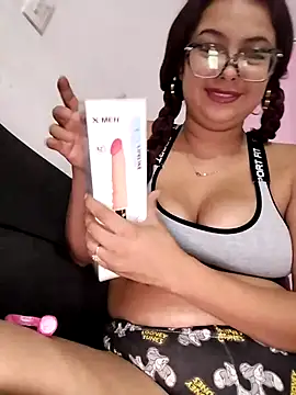 Snapshot of AfroditaSweet@xh chatting on January 7, 2026, 5:10 am AfroditaSweetxh online show from January 7, 2026, 5:10 am