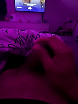 Snapshot of crxolavo chatting on December 16, 2025, 6:46 pm crxolavo online show from December 16, 2025, 6:46 pm