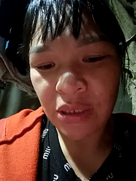 chipu06 online show from November 5, 2025, 2:55 am