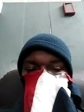 Snapshot of loVbRo1 chatting on October 26, 2025, 9:42 pm loVbRo1 online show from October 26, 2025, 9:42 pm