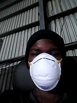 Snapshot of loVbRo1 chatting on November 14, 2025, 6:39 pm loVbRo1 online show from November 14, 2025, 6:39 pm