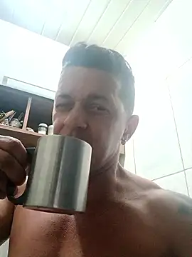Snapshot of Cyborg45 chatting on January 7, 2026, 9:39 pm Cyborg45 online show from January 7, 2026, 9:39 pm