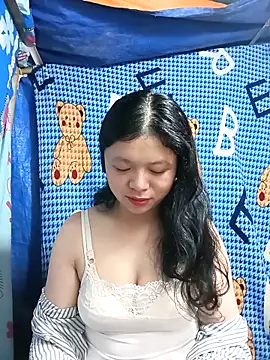 lisa-bae00 online show from December 21, 2025, 11:23 pm