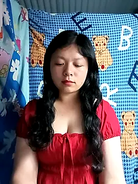 Snapshot of lisa-bae00 chatting on May 8, 2026, 12:43 pm lisa-bae00 online show from May 8, 2026, 12:43 pm
