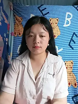 Snapshot of lisa-bae00 chatting on May 15, 2026, 1:29 pm lisa-bae00 online show from May 15, 2026, 1:29 pm