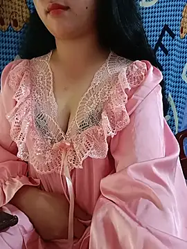 Snapshot of lisa-bae00 chatting on June 6, 2026, 12:05 am lisa-bae00 online show from June 6, 2026, 12:05 am