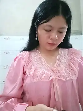 Snapshot of lisa-bae00 chatting on June 15, 2026, 1:02 pm lisa-bae00 online show from June 15, 2026, 1:02 pm