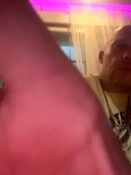 gitanoMad online show from December 21, 2025, 12:07 am