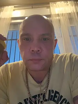 gitanoMad online show from February 12, 2026, 5:19 pm