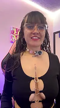 Pinkvixen69 online show from July 24, 2026, 5:11 pm