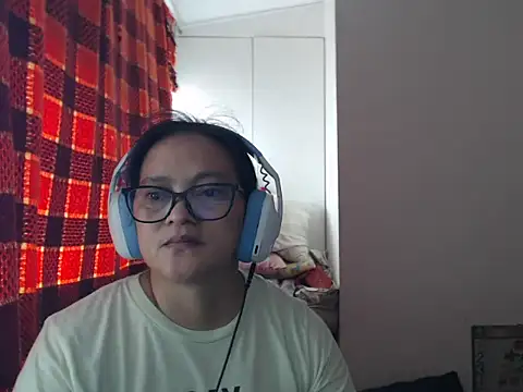 Snapshot of Kinkybela2025 chatting on June 23, 2026, 1:14 am Kinkybela2025 online show from June 23, 2026, 1:14 am