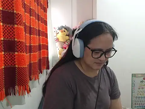 Kinkybela2025 online show from July 29, 2026, 12:09 am