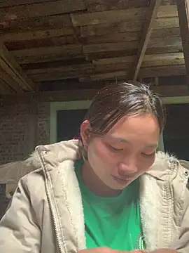 sowbibi online show from October 27, 2025, 12:42 pm