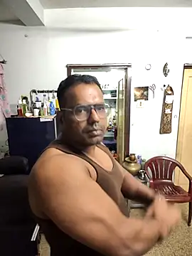 Snapshot of Siranjeevishiva chatting on November 20, 2025, 5:12 pm Siranjeevishiva online show from November 20, 2025, 5:12 pm