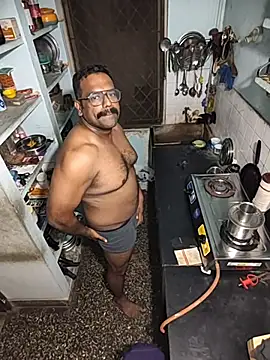 Snapshot of Siranjeevishiva chatting on February 5, 2026, 6:56 pm Siranjeevishiva online show from February 5, 2026, 6:56 pm