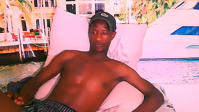 Snapshot of KinkyEbonyGuy1 chatting on November 25, 2025, 6:30 pm KinkyEbonyGuy1 online show from November 25, 2025, 6:30 pm