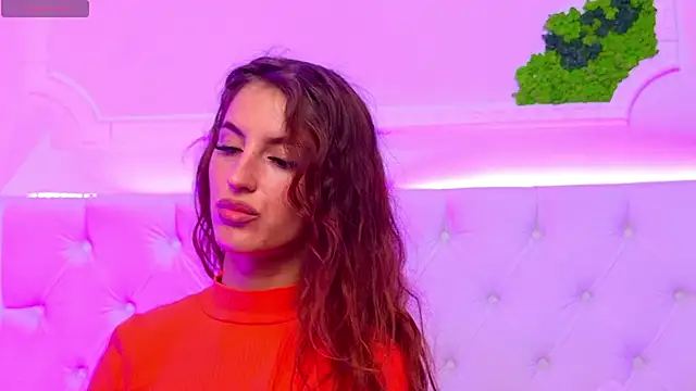 ElisaCharm online show from May 4, 2026, 3:35 am