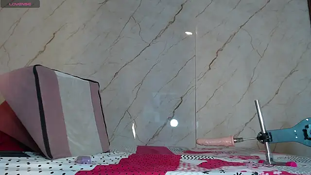 LucianaaMorena online show from October 24, 2025, 12:56 pm