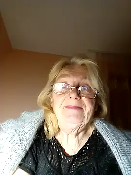 Snapshot of AmyLove353 chatting on November 9, 2025, 9:24 pm AmyLove353 online show from November 9, 2025, 9:24 pm