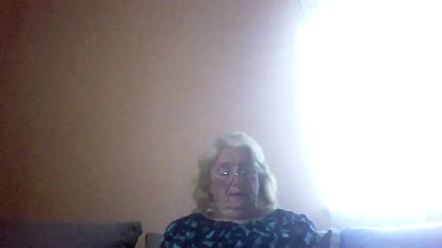 Snapshot of AmyLove353 chatting on May 9, 2026, 4:39 am AmyLove353 online show from May 9, 2026, 4:39 am