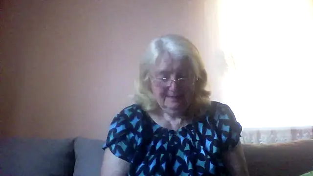 Snapshot of AmyLove353 chatting on May 16, 2026, 3:47 am AmyLove353 online show from May 16, 2026, 3:47 am