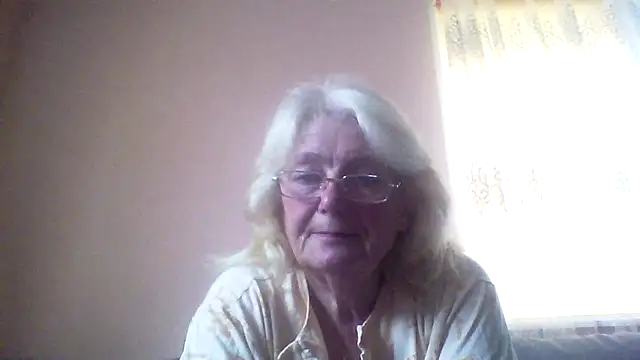 Snapshot of AmyLove353 chatting on July 19, 2026, 4:05 am AmyLove353 online show from July 19, 2026, 4:05 am