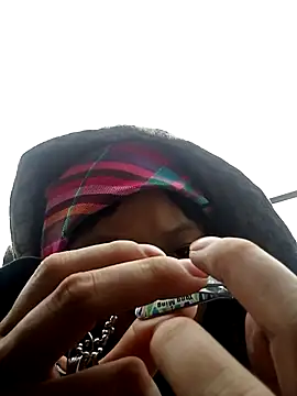 Snapshot of Menu_x chatting on November 9, 2025, 7:06 am Menu x online show from November 9, 2025, 7:06 am