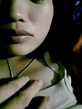 Snapshot of Menu_x chatting on November 11, 2025, 2:50 pm Menu x online show from November 11, 2025, 2:50 pm