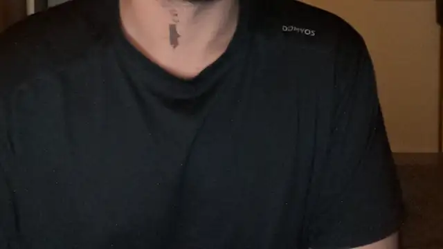 Snapshot of MakeMeAwareAah chatting on December 2, 2025, 4:24 pm MakeMeAwareAah online show from December 2, 2025, 4:24 pm