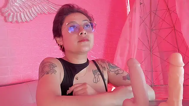 Snapshot of Juliexxxtasy chatting on October 30, 2025, 7:47 pm Juliexxxtasy online show from October 30, 2025, 7:47 pm