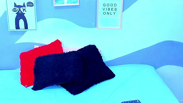 Snapshot of VIOLETA-28 chatting on November 29, 2025, 11:46 am VIOLETA-28 online show from November 29, 2025, 11:46 am