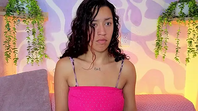mia scarlett7 online show from July 9, 2026, 12:31 pm