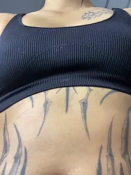 Snapshot of Abby_Evanns1 chatting on October 29, 2025, 1:52 am Abby Evanns1 online show from October 29, 2025, 1:52 am