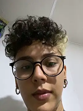 Snapshot of Abby_Evanns1 chatting on November 23, 2025, 10:09 pm Abby Evanns1 online show from November 23, 2025, 10:09 pm