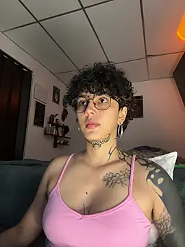 Abby Evanns1 online show from April 30, 2026, 2:01 pm