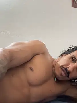 Snapshot of caiiobahia chatting on October 23, 2025, 3:06 am caiiobahia online show from October 23, 2025, 3:06 am