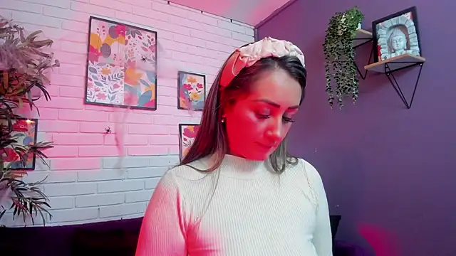 Snapshot of Sofia__Stk chatting on November 6, 2025, 3:07 am Sofia Stk online show from November 6, 2025, 3:07 am