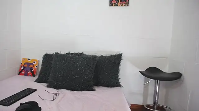  IR1S  online show from November 6, 2025, 9:05 pm