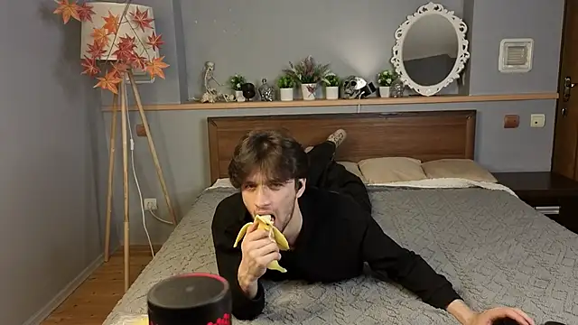 elvano et online show from November 26, 2025, 6:53 pm