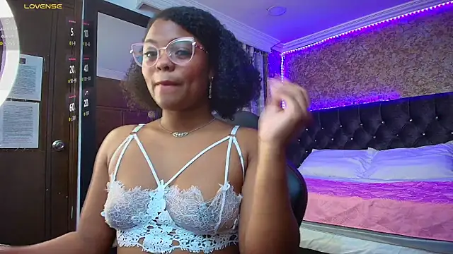 Snapshot of _Black_Barbiee_ chatting on October 28, 2025, 11:58 am Black Barbiee online show from October 28, 2025, 11:58 am