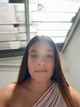 Talia Bonet online show from April 30, 2026, 4:13 pm