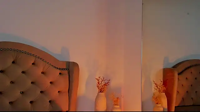 Snapshot of Talia_Bonet chatting on May 11, 2026, 1:17 pm Talia Bonet online show from May 11, 2026, 1:17 pm