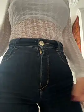 Snapshot of Talia_Bonet chatting on May 20, 2026, 1:06 pm Talia Bonet online show from May 20, 2026, 1:06 pm