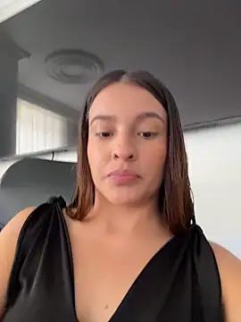 Snapshot of Talia_Bonet chatting on June 1, 2026, 2:52 pm Talia Bonet online show from June 1, 2026, 2:52 pm