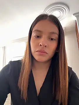 Snapshot of Talia_Bonet chatting on June 10, 2026, 1:21 pm Talia Bonet online show from June 10, 2026, 1:21 pm