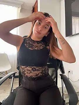 Snapshot of Talia_Bonet chatting on July 10, 2026, 2:30 pm Talia Bonet online show from July 10, 2026, 2:30 pm